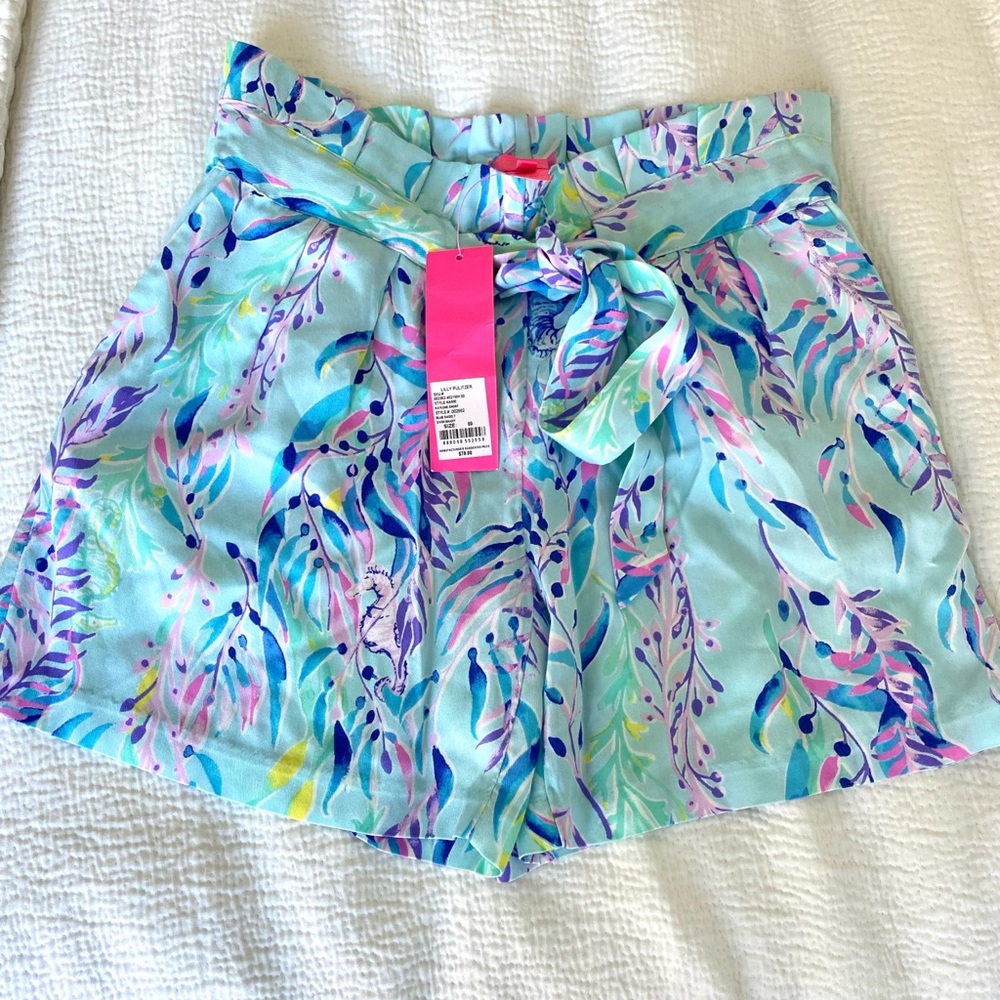 NWT Lilly Pulitzer Kaylene shorts Size 00